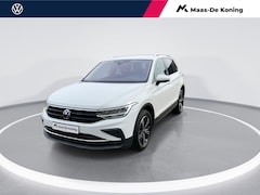 Volkswagen Tiguan - 1.5TSI/150PK Life Business DSG · Navigatie · Apple/Android Car Play · Trekhaak · Camera +