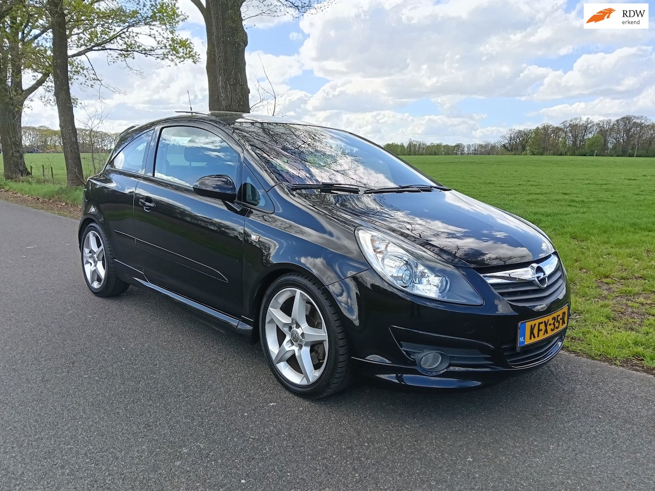Opel Corsa - 1.6-16V GSI 1.6-16V GSI - AutoWereld.nl