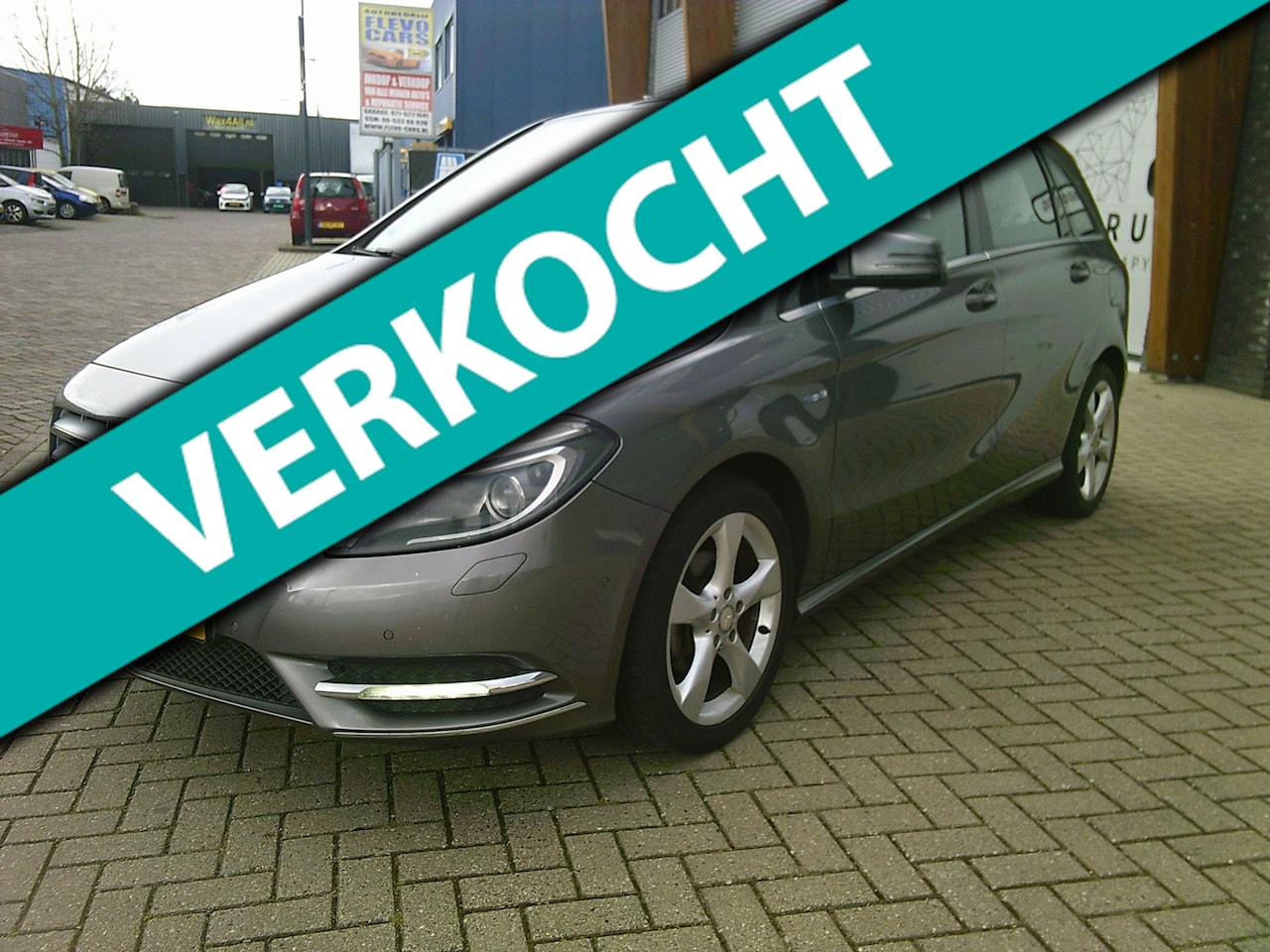 Mercedes-Benz B-klasse - 180 Ambition Airco Navi LM-V Trekhaak - AutoWereld.nl