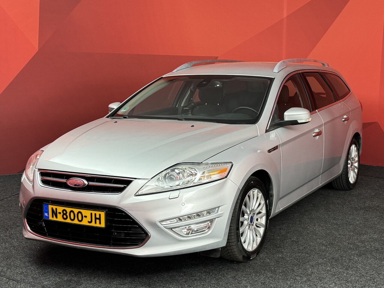 Ford Mondeo Wagon - 2.0 EcoBoost Titanium  | Automaat | Climate Control | Trekhaak | APK 02-12-2026 | - AutoWereld.nl