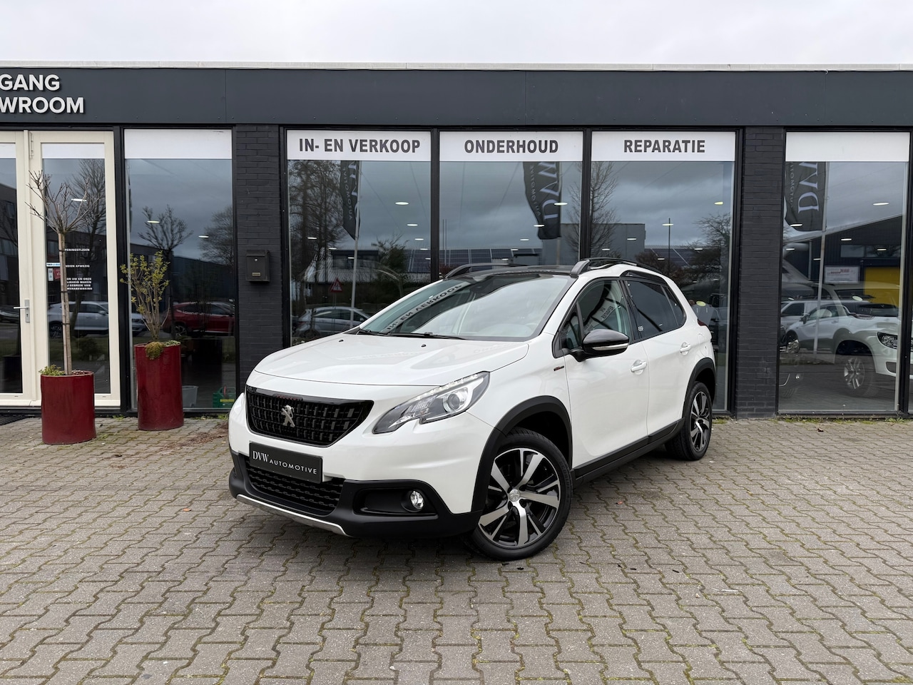 Peugeot 2008 - 1.2 PureTech GT-Line 1.2 PureTech GT-Line - AutoWereld.nl