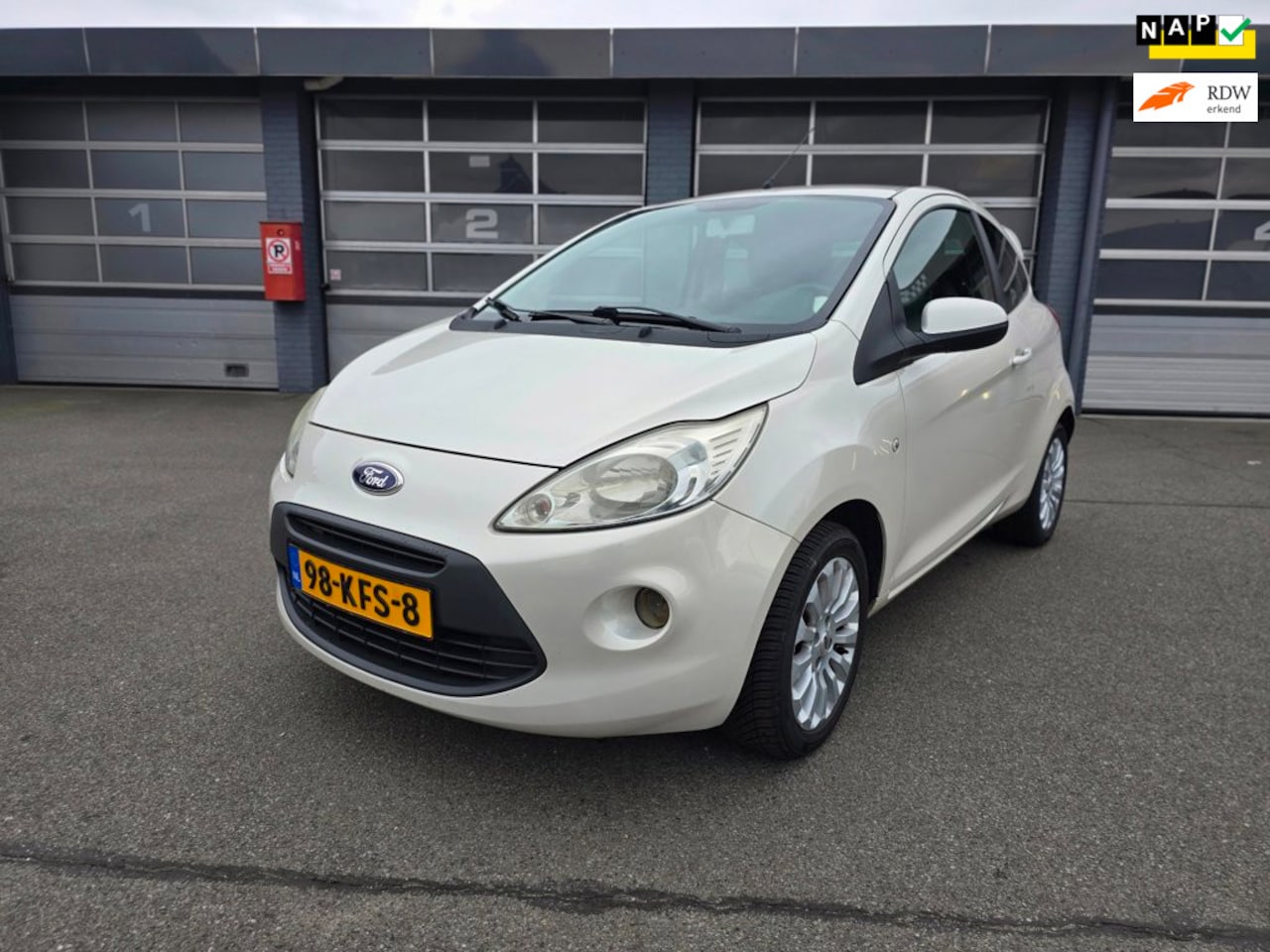 Ford Ka - 1.2 Titanium Beste Prijs Garantie! - AutoWereld.nl