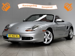 Porsche Boxster - 2.5/ Dealer Onderhouden/ 17''LMV/ Stoelverw./ Elek. Kap/ LEDER/ Multi-Media/ Clima/ Navi/