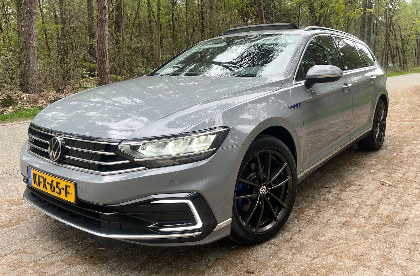 Volkswagen Passat Variant - 1.4 TSI PHEV GTE Business | Pano | TRH | STV | AID - AutoWereld.nl