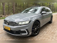 Volkswagen Passat Variant - 1.4 TSI PHEV GTE Business | Pano | TRH | STV | AID