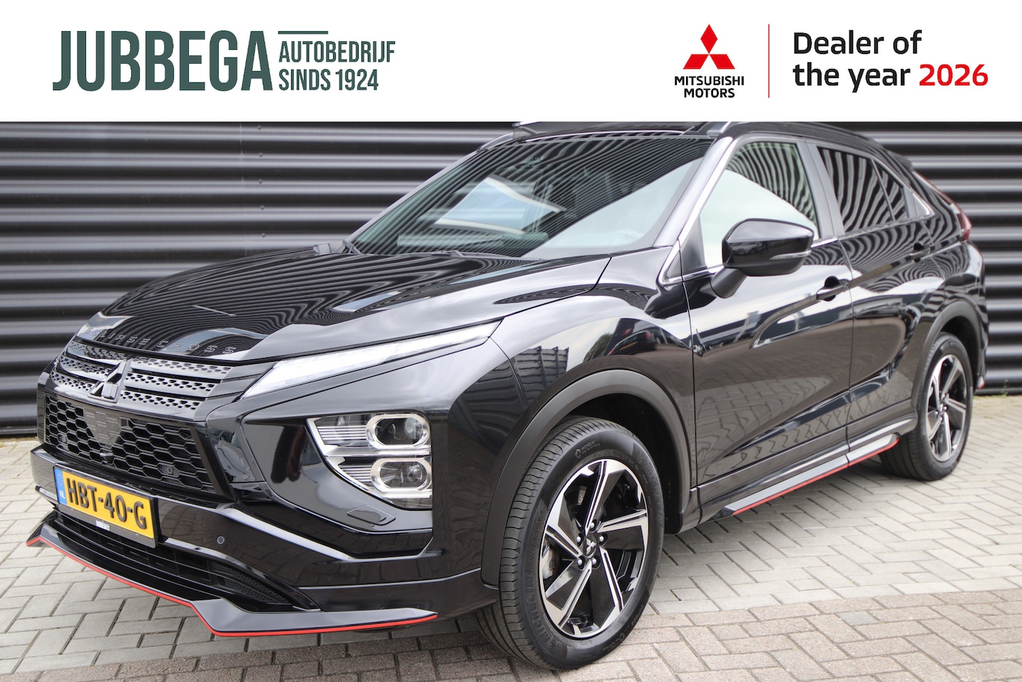 Mitsubishi Eclipse Cross - 2.4 PHEV Instyle 'LTD' Blackline, Pano, Leder, Sport pakket - AutoWereld.nl