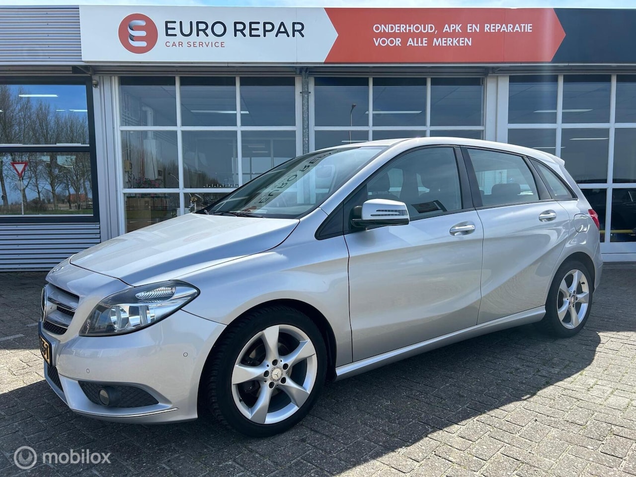 Mercedes-Benz B-klasse - 180 Prestige Automaat - AutoWereld.nl