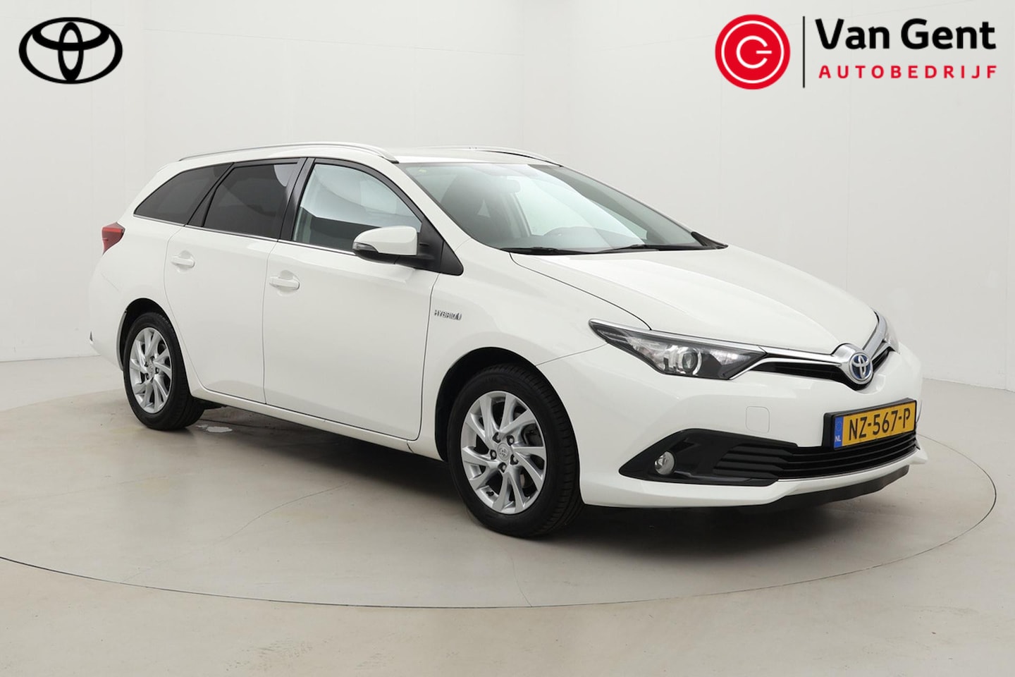 Toyota Auris Touring Sports - 1.8 Hybrid Aspiration | Cruise Control | Clima | Camera | 16 inch | Bluetooth - AutoWereld.nl