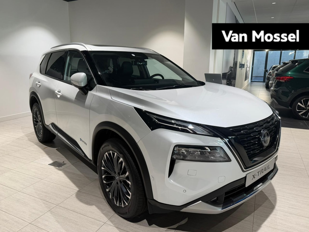 Nissan X-Trail - 1.5 e-Power Tekna Plus | Head-Up Display | Panoramadak | Apple CarPlay & Android Auto | - AutoWereld.nl