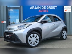 Toyota Aygo X - 1.0 VVT-i AUTOMAAT ACC Camera Carplay® veel opties Dealer onderhouden
