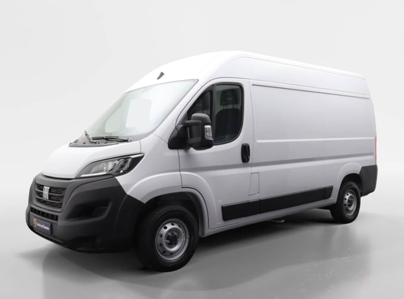 Fiat Ducato - 2.2 L2H2 120MJT 88kW | 3-persoons | Betimmering | Cruise-control - AutoWereld.nl