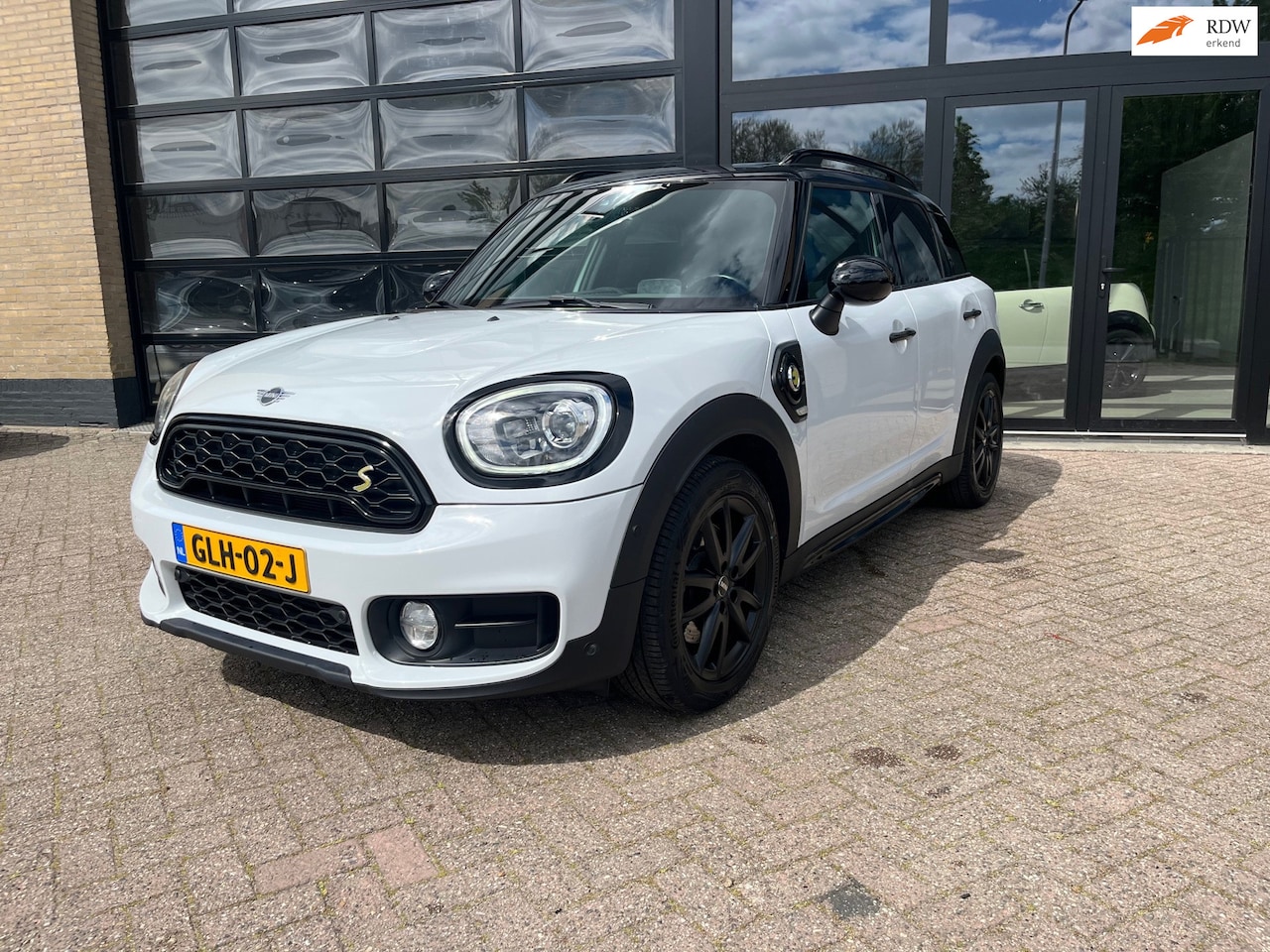 MINI Countryman - Mini Cooper S E ALL4 Chili , Panodak,Automaat - AutoWereld.nl