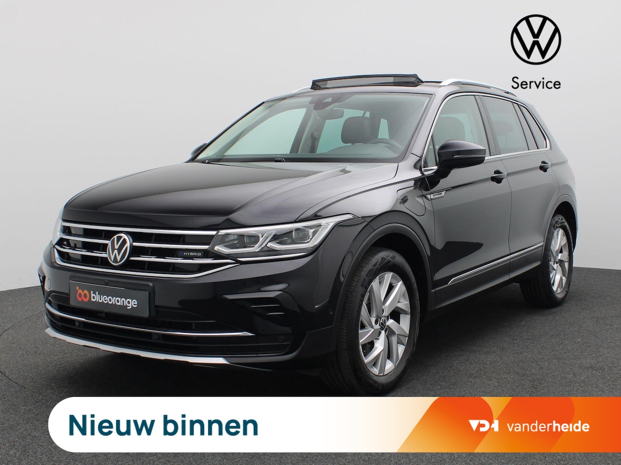Volkswagen Tiguan - 1.4 TSI eHybrid Elegance 245PK DSG Pano-Schuifdak, Leder, Memorystoel, Matrix-LED Verlicht - AutoWereld.nl