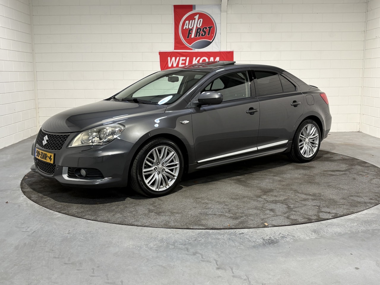Suzuki Kizashi - 2.4 Sport 2.4 Sport, Topstaat, Veel luxe, Volledig onderhouden, Leder, Clima, Cruise, Schuifdak, 18 - AutoWereld.nl