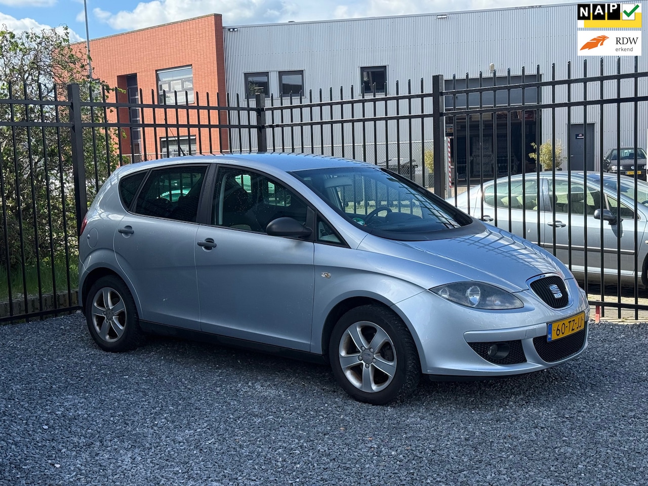 SEAT Altea - 1.6 Comfortstyle AIRCO!CARPLAY!APK!KOOPJE! - AutoWereld.nl
