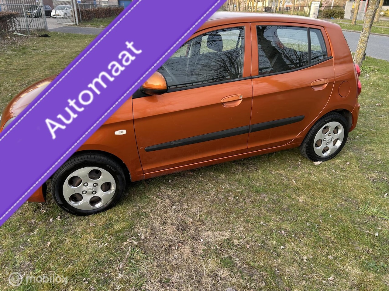 Kia Picanto - 1.1 X-tra Automaat, Koude airco - AutoWereld.nl