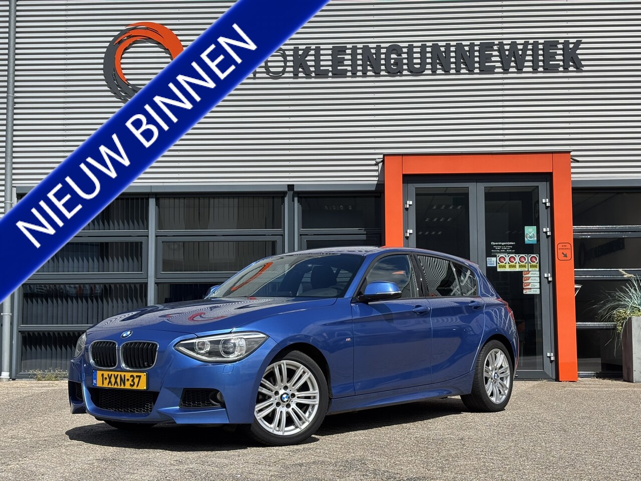 BMW 1-serie - 116i Executive / Navigatie / M Pakket / Stoelverwarming / M Stuur & Stoelen / Winterset / - AutoWereld.nl