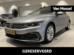 Volkswagen Passat - 1.4 TSI GTE Business 218 PK | Panoramadak | Lederen Bekleding | Achterruit Zonwering | Dig