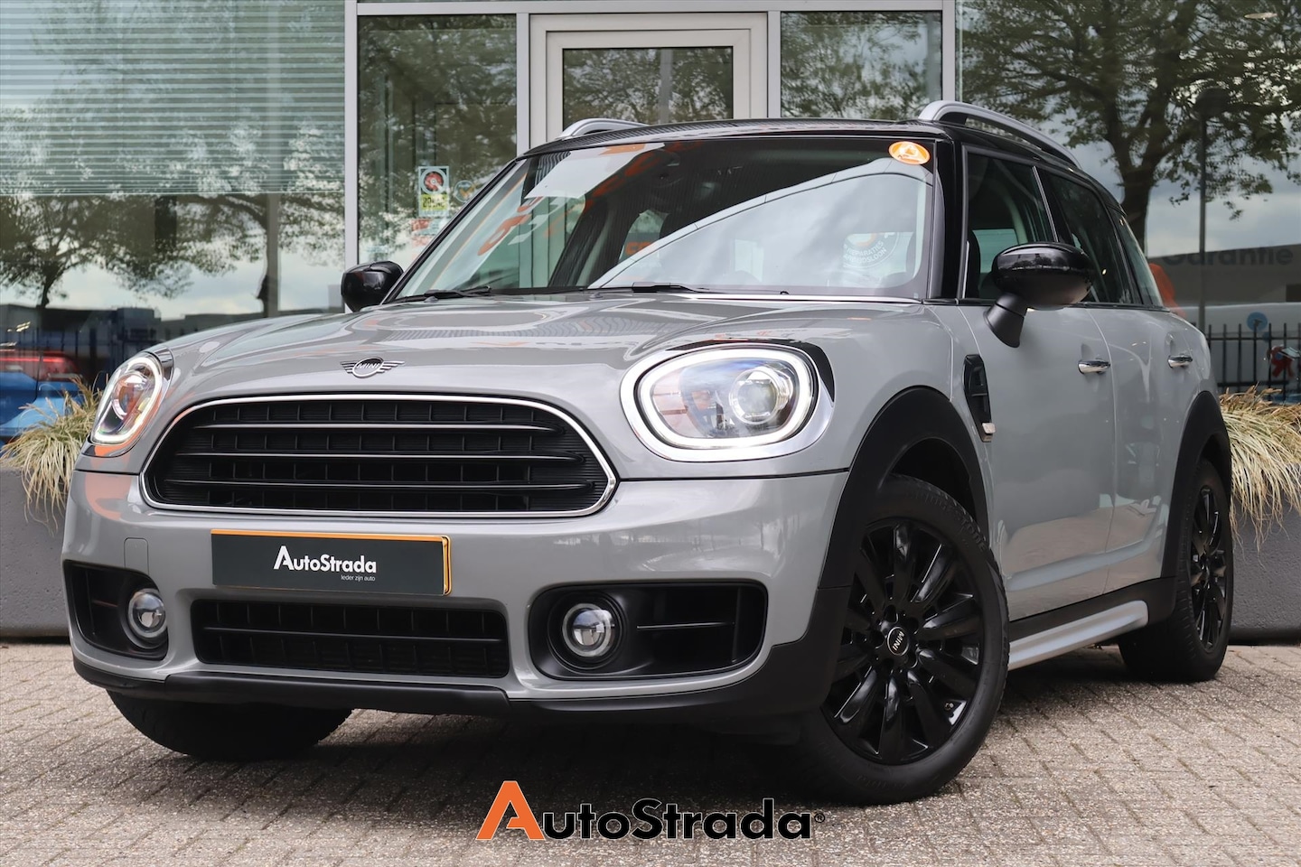 MINI Countryman - Mini (f60) 1.5 Business Edition 136pk | LED | Navigatie | Climate | Cruise | Keyless | - AutoWereld.nl