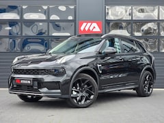 Lynk & Co 01 - 1.5 Black Edition Panoramadak|360° Camera|ACC|Stoelverwarming|Navi|Carplay