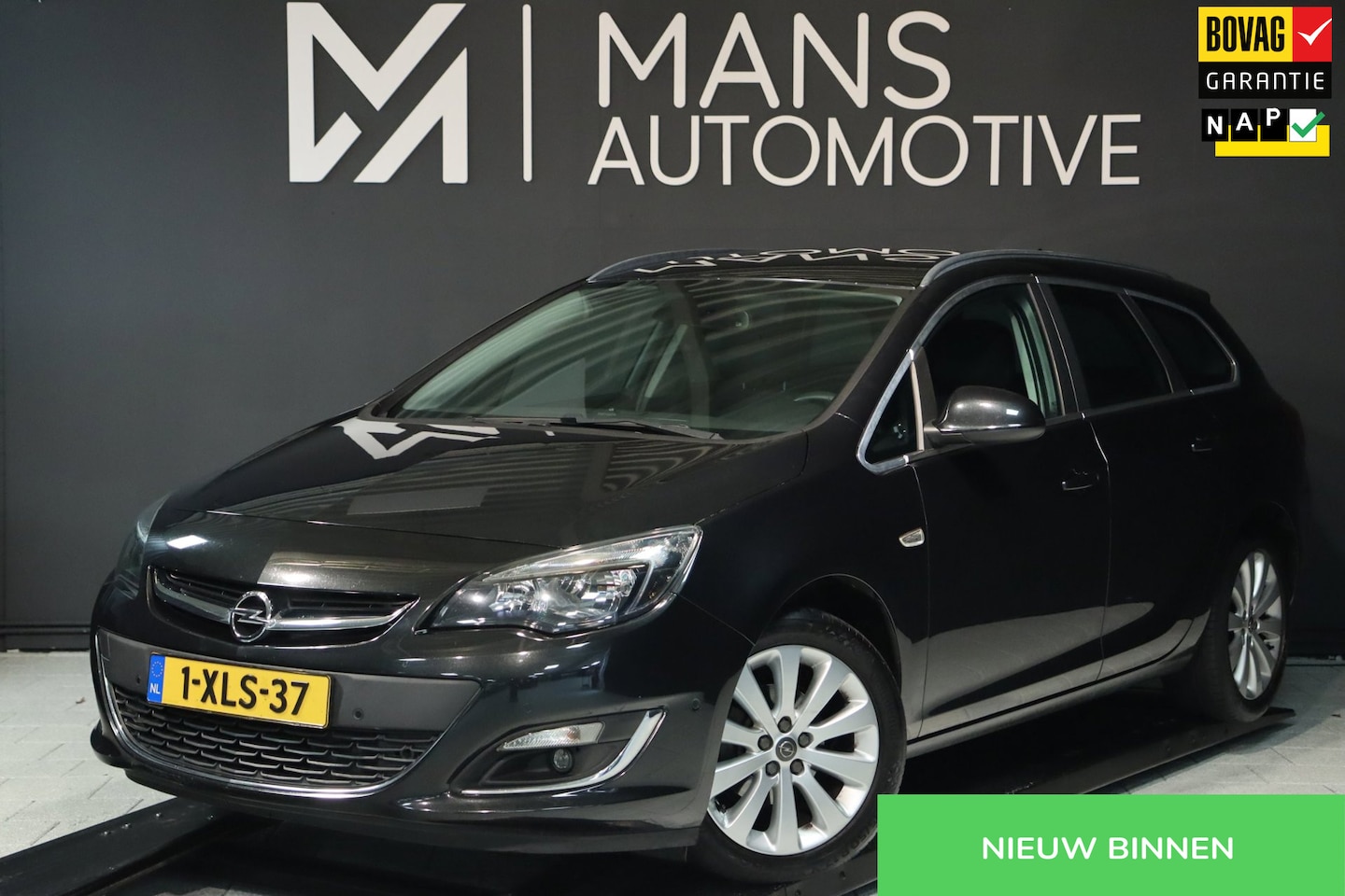 Opel Astra Sports Tourer - 1.4 Turbo Cosmo / TREKHAAK / CAMERA / DODEHOEK / CRUISE - AutoWereld.nl