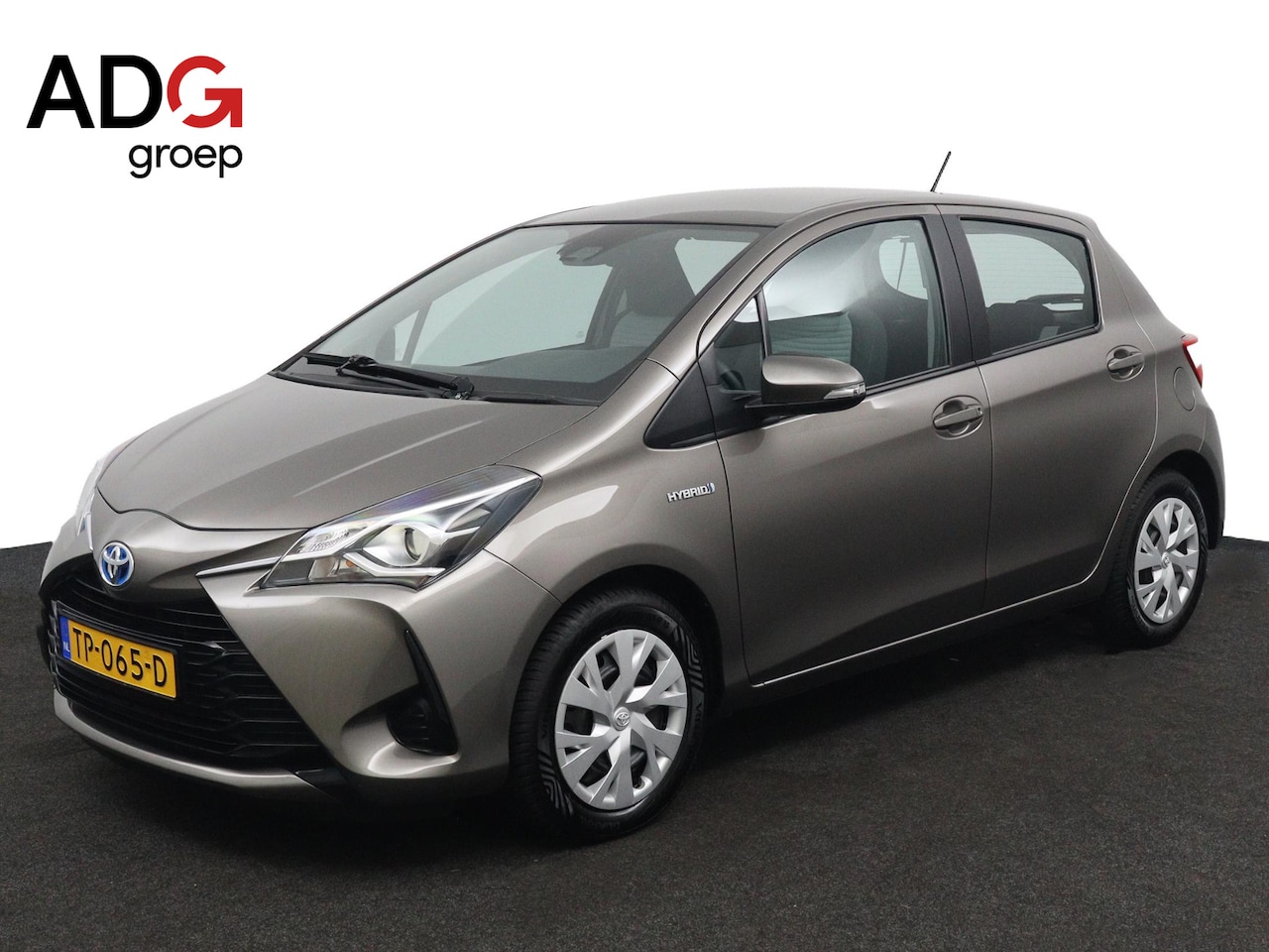 Toyota Yaris - 1.5 Hybrid Active Navigatiesysteem | Cruise Control | All season banden | - AutoWereld.nl
