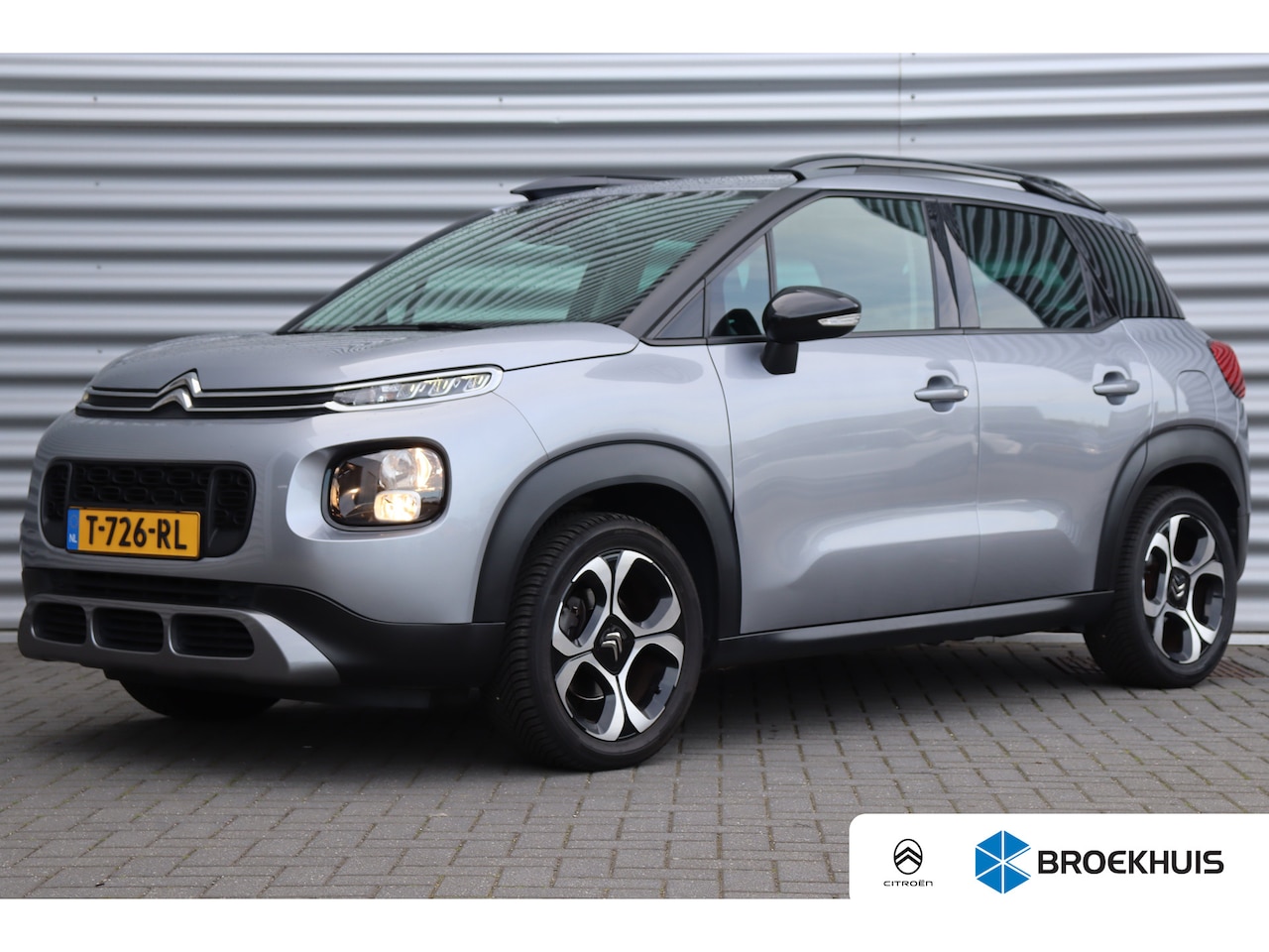 Citroën C3 Aircross - 1.2 PURETECH 130PK SHINE AUTOMAAT / NAVI / CLIMA / LED / PDC / TREKHAAK / WINTERPAKKET / B - AutoWereld.nl
