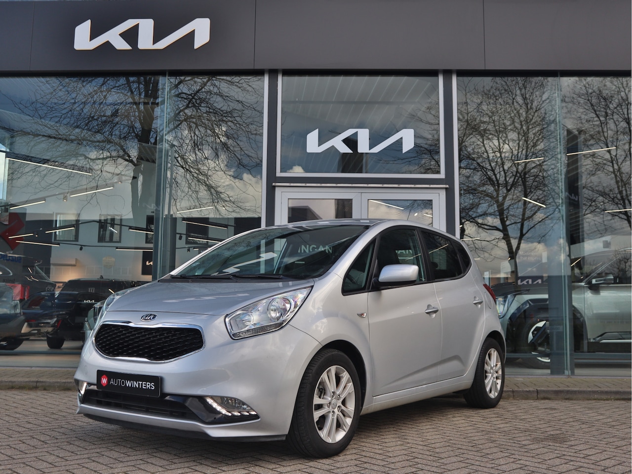 Kia Venga - 1.6 CVVT DynamicLine Automaat | Navigatie | Camera | ECC-Airco | Cruise Control |  Tot 10J - AutoWereld.nl
