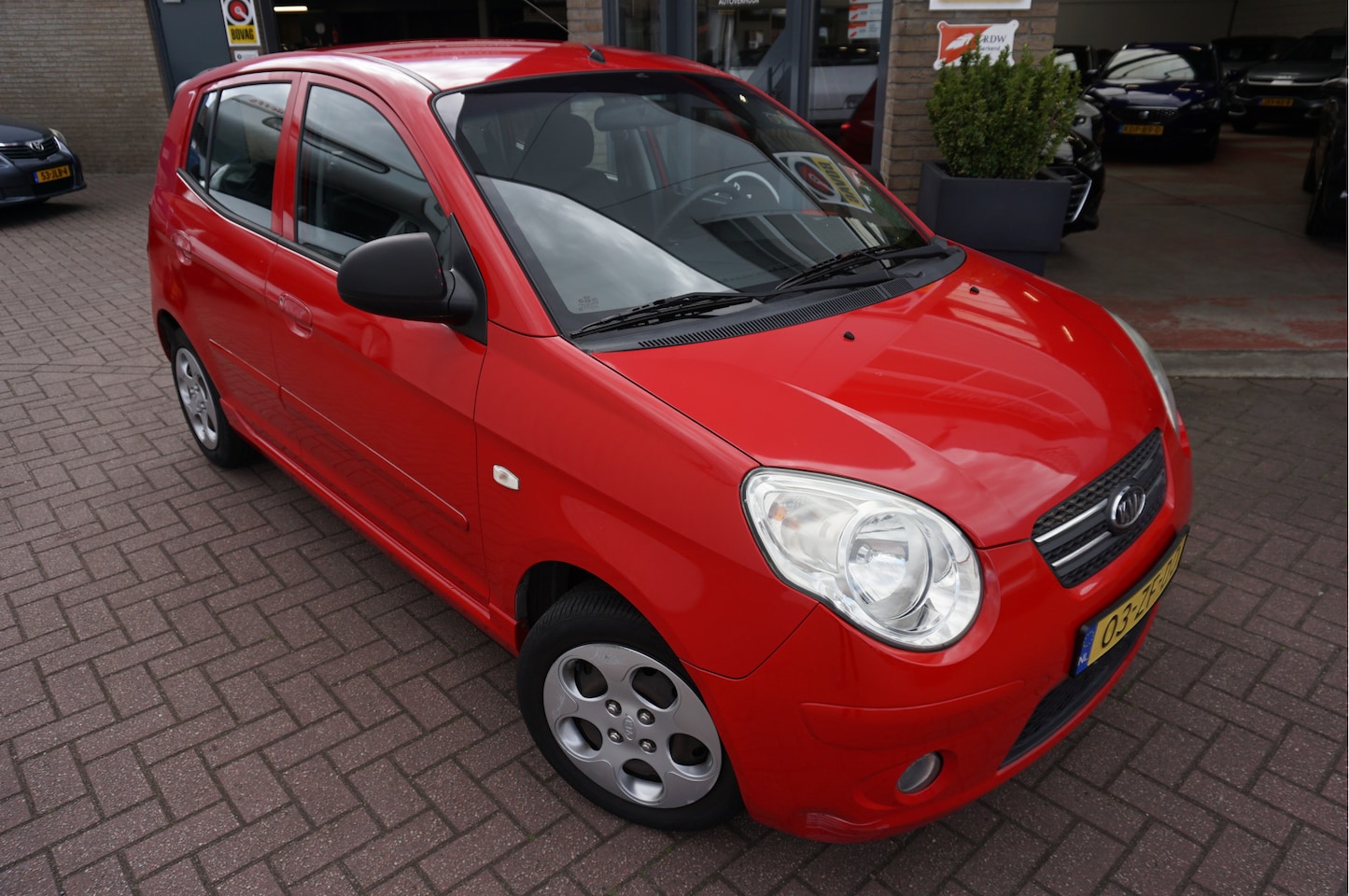 Kia Picanto - 1.1 X-tra First Edition 1.1 X-tra First Edition - AutoWereld.nl