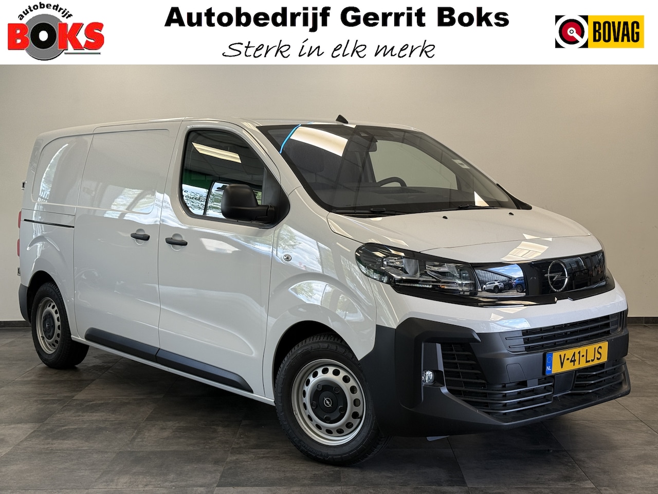 Opel Vivaro Electric - L2 75 kWh 3 Persoons Achteruitrijcamera Navigatie - AutoWereld.nl