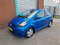 Toyota Aygo - 1.0-12V Comfort Navigator automaat Bj:2011