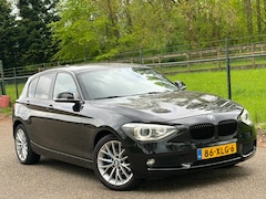 BMW 1-serie - 116i Business+ /Automaat/Xenon/Navi/