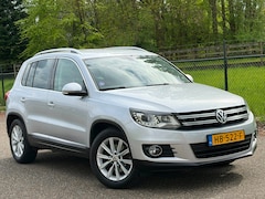 Volkswagen Tiguan - 1.4 TSI Sport&Style /Automaat/Xenon/Navi/