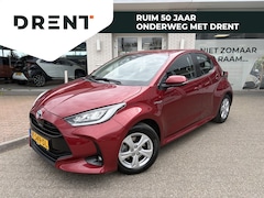 Toyota Yaris - 1.5 Hybrid Dynamic | Keyless Entry & Start | All-season | Navi |