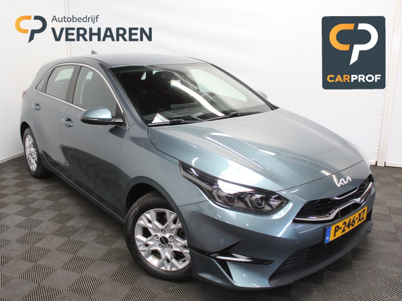 Kia Cee'd - Ceed 1.0 T-GDi DynamicLine CARPLAY | CLIMATE | CAMERA | LMV16 | DAB | LED | ADAPCRUISE | N - AutoWereld.nl