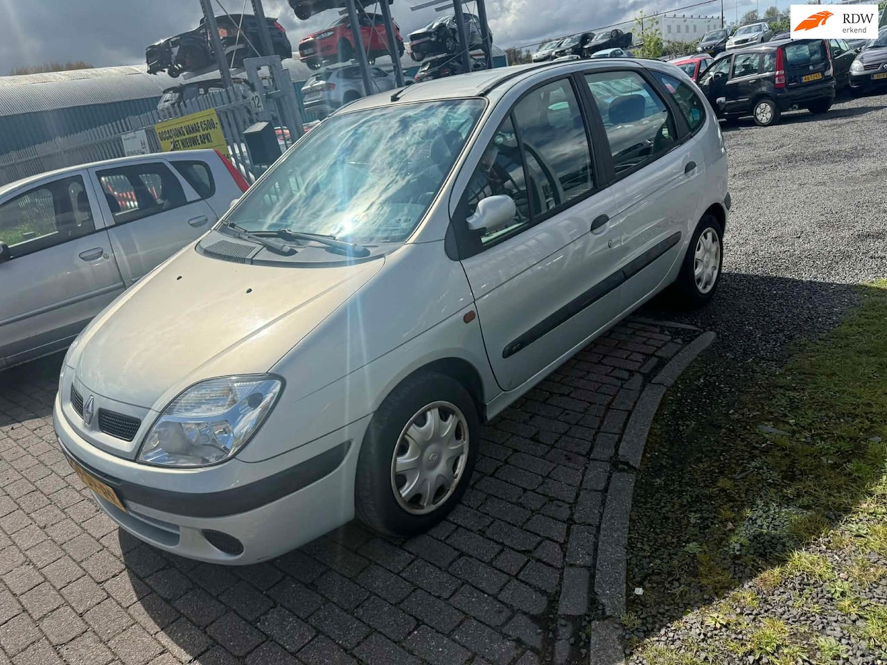 Renault Mégane Scénic - 1.6-16V RN lees advertentie goed door apk tot augustus 2026 - AutoWereld.nl