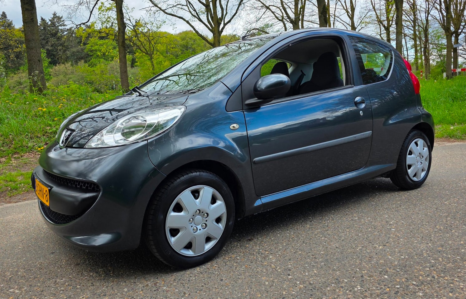 Peugeot 107 - 1.0-12V - NL Auto - 2e Eig - Keurig onderhouden - - AutoWereld.nl