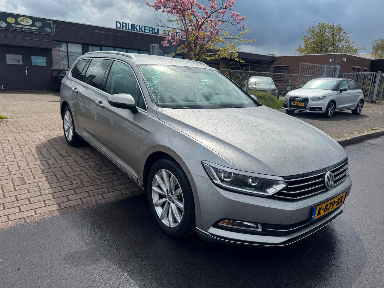 Volkswagen Passat Variant - 1.6 TDI DSG-AUTOMAAT NAVI/CAMERA/CLIMA/LED - AutoWereld.nl