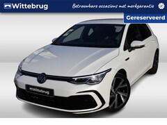 Volkswagen Golf - 1.5 eTSI 150pk R-Line DSG Automaat / Head-up Display / Camera / Stuur & Stoelverwarming /