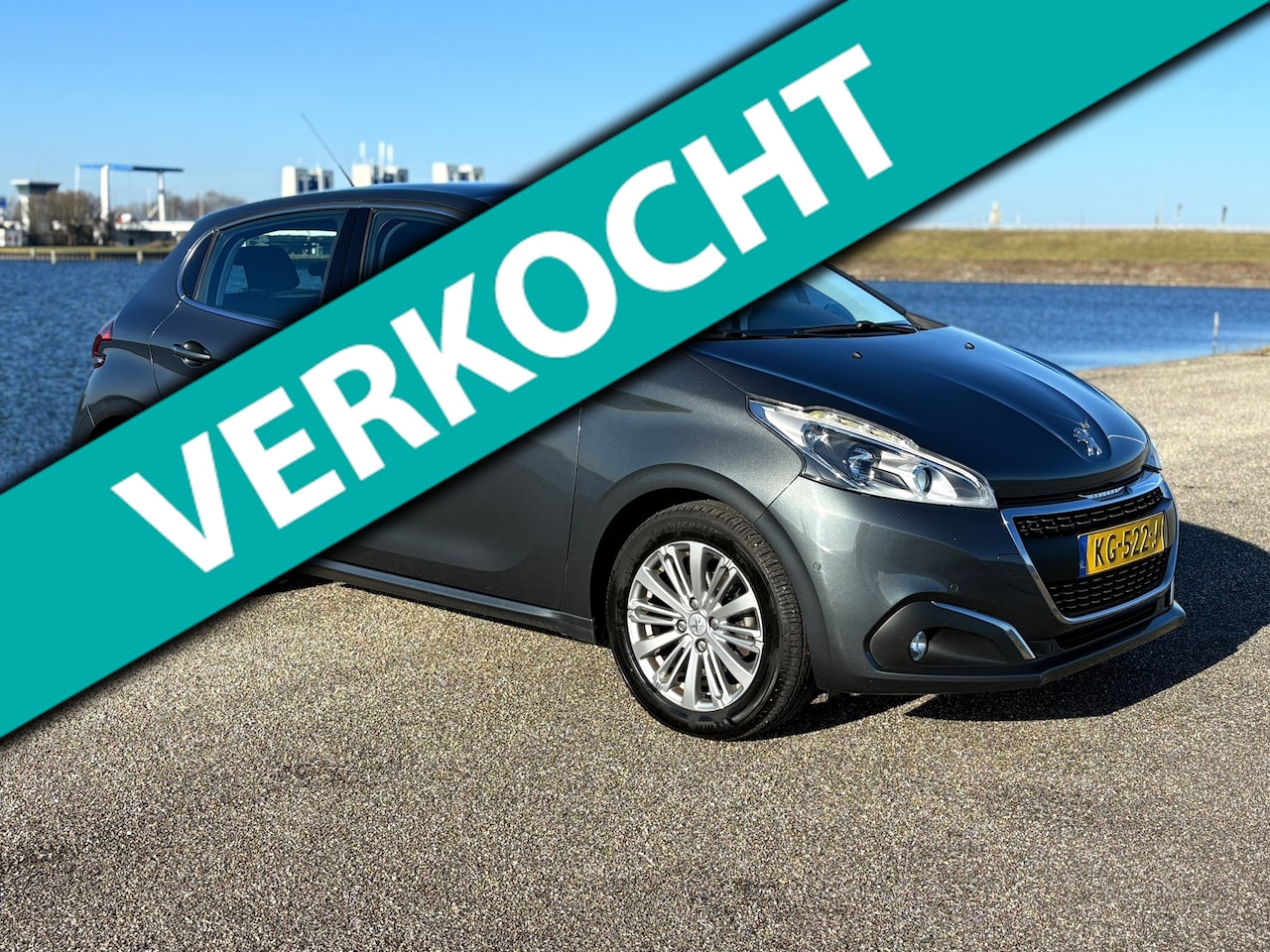 Peugeot 208 - 1.2 PT 1eig-Allure/Navi/ECC/Aut/Cam/Pano/Nap/Vol opties - AutoWereld.nl