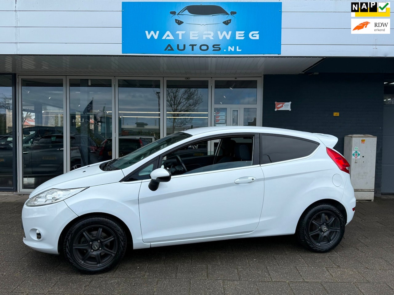 Ford Fiesta - 1.6 Titanium CARPLAY|NAVI|AIRCO|CRUISE CONTROL - AutoWereld.nl