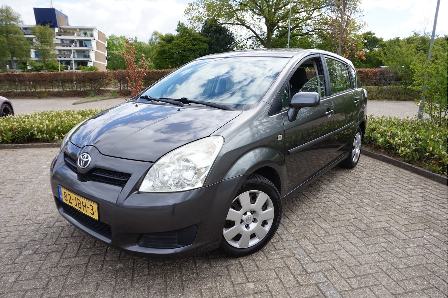 Toyota Verso - 1.6 VVT-i Terra 1.6 VVT-i Terra - AutoWereld.nl