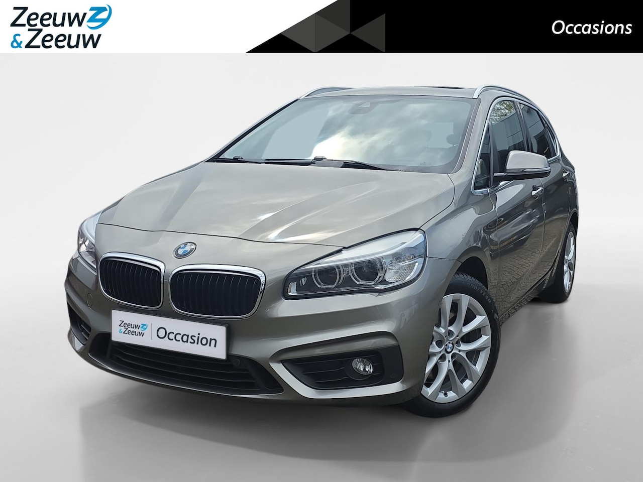 BMW 2-serie Active Tourer - 220i High Executive | Trekhaak | Navigatie | Cruise Control | Bluetooth | Panoramadak | El - AutoWereld.nl