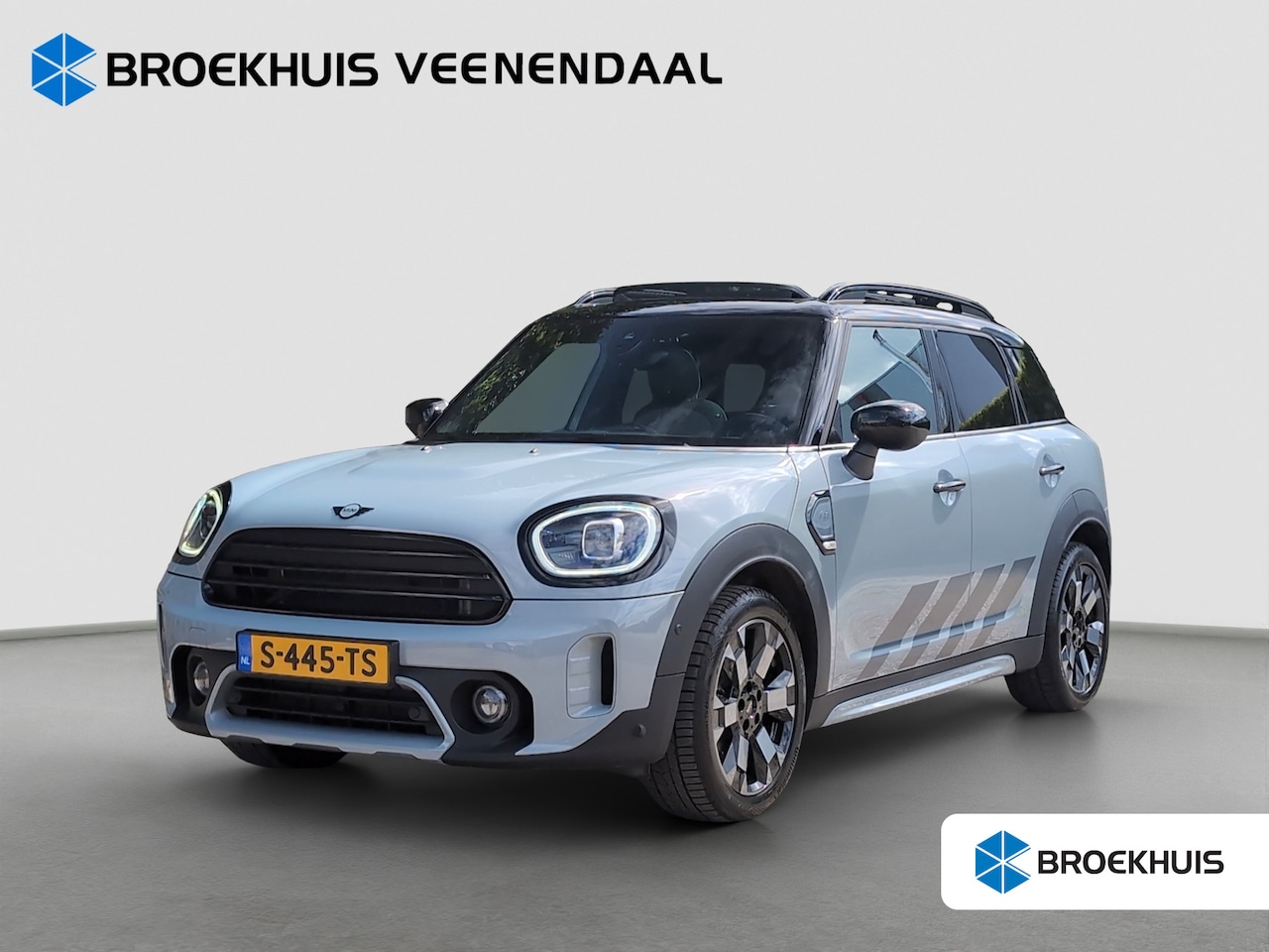 MINI Countryman - Mini 1.5 Cooper John Cooper Works | Adap. Cruise Control | Pano | Camera | Stoelverwarming - AutoWereld.nl