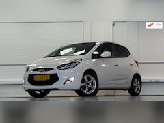 Hyundai ix20 - 1.6i i-Motion Parkeerhulp All season banden APK 2-2027