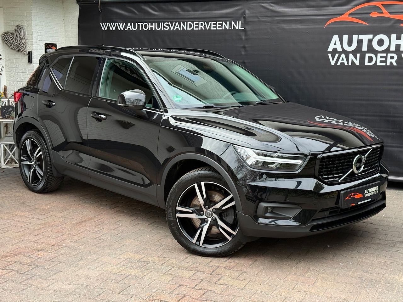 Volvo XC40 - 1.5 T5 Recharge R-Design Expression, ACC/Trekhaak/Memory/19 Inch/Etc - AutoWereld.nl
