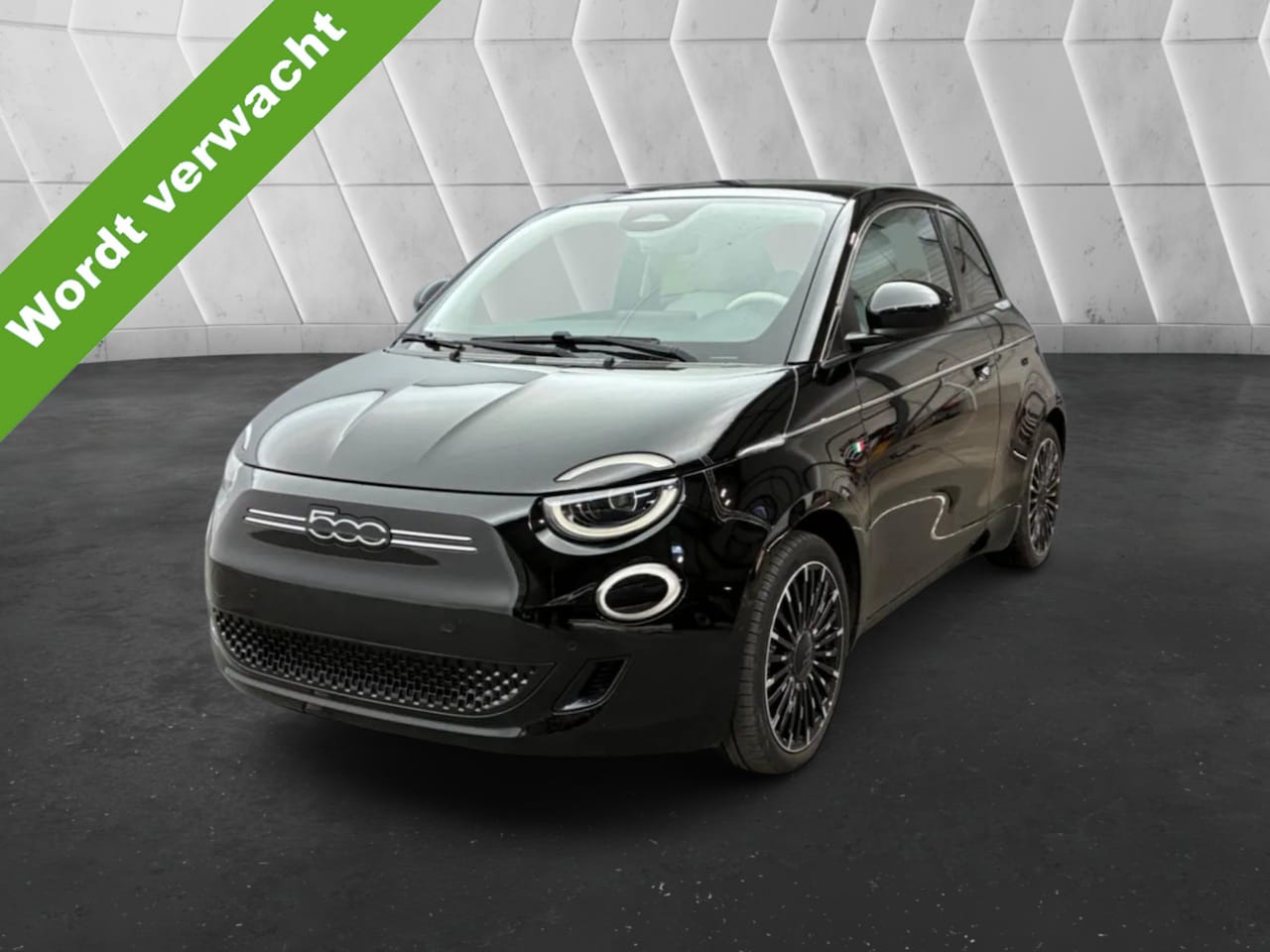 Fiat 500 - La Prima 42 kWh Leder Pano Camera 94.9% SOH - AutoWereld.nl