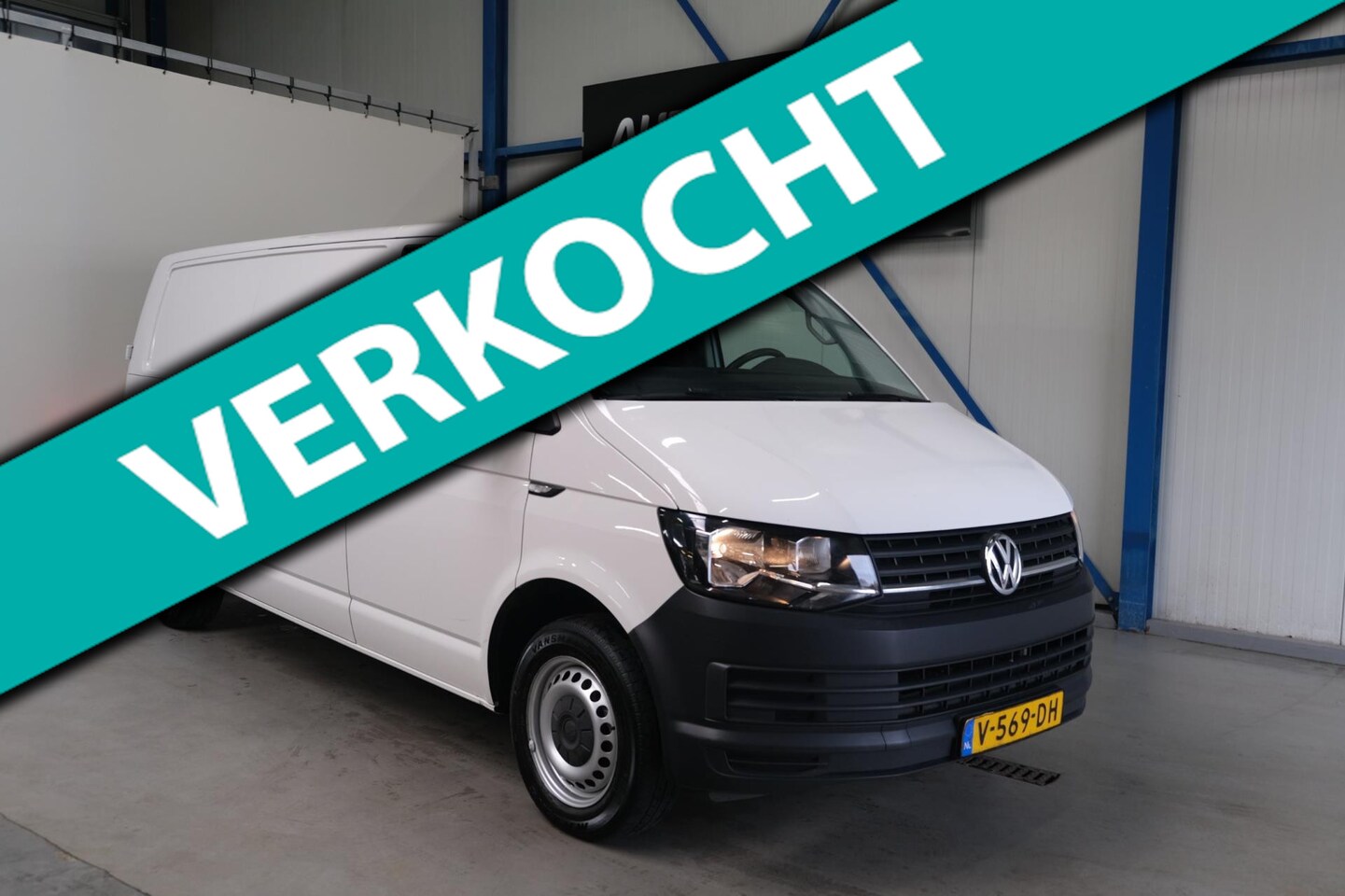 Volkswagen Transporter - 2.0 TDI L2H1 Comfortline 2.0 TDI L2H1 Comfortline - AutoWereld.nl