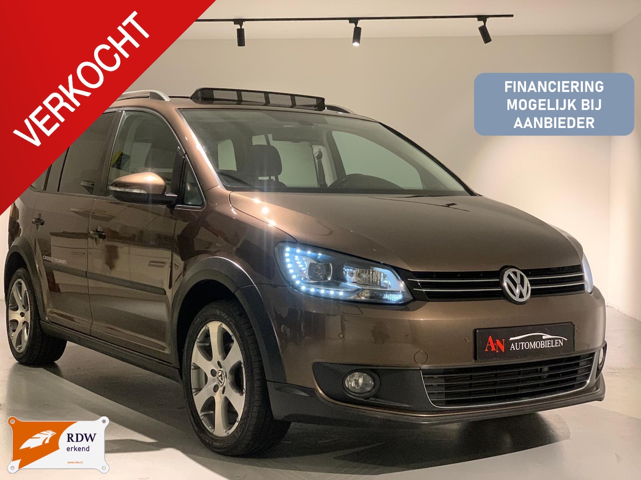 Volkswagen Touran Cross - 1.4 TSI Crosstouran 7p. Full Option - AutoWereld.nl