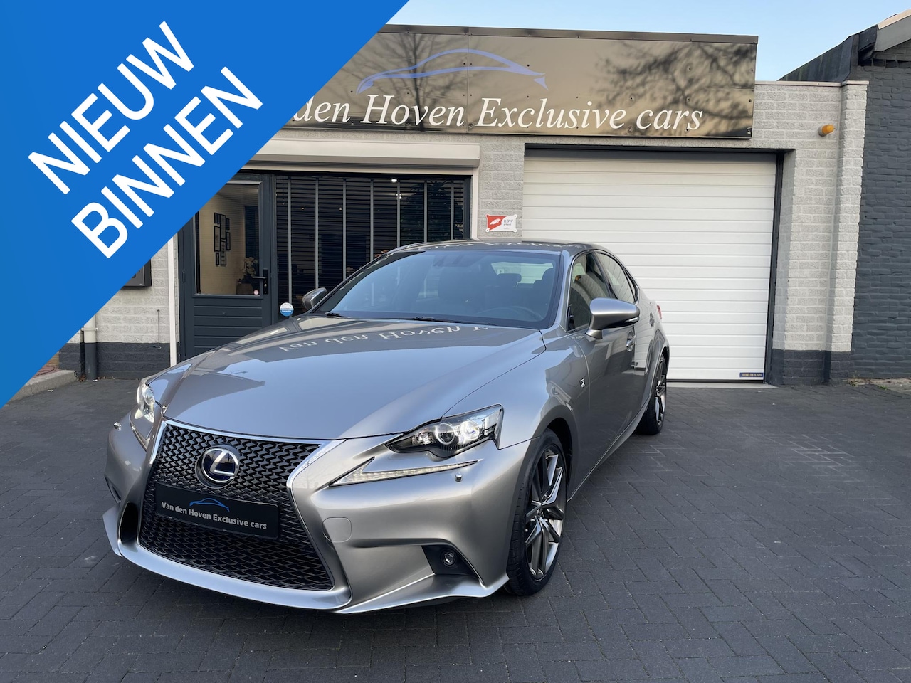 Lexus IS - 300h F-Sport Line Hybrid Dealer Onderhouden Topstaat - AutoWereld.nl